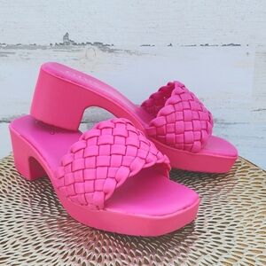 NIB ORRIS BARBIE SANDALS